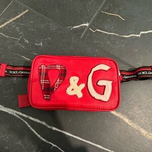 Dolce and Gabbana children’s adjustable belt bag 100%authentic